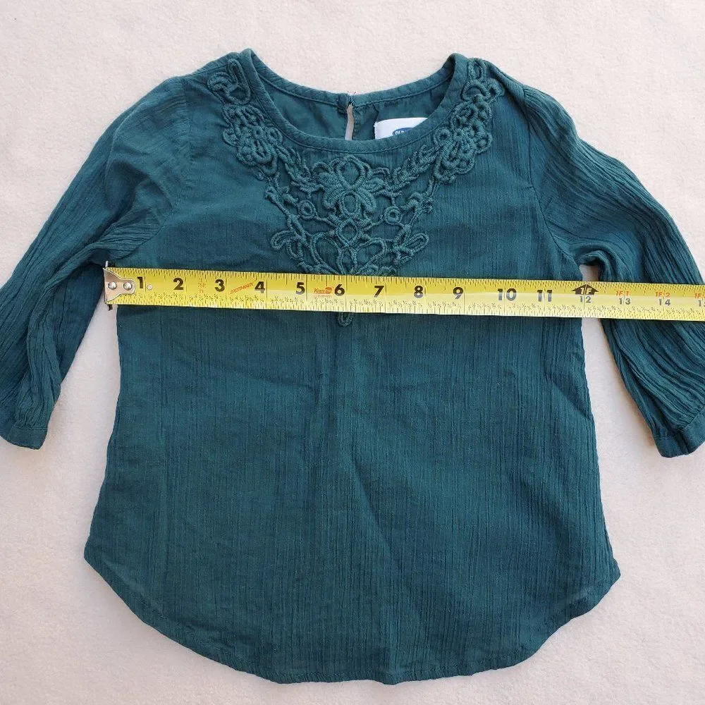 Old Navy green 3/4 sleeve shirt
